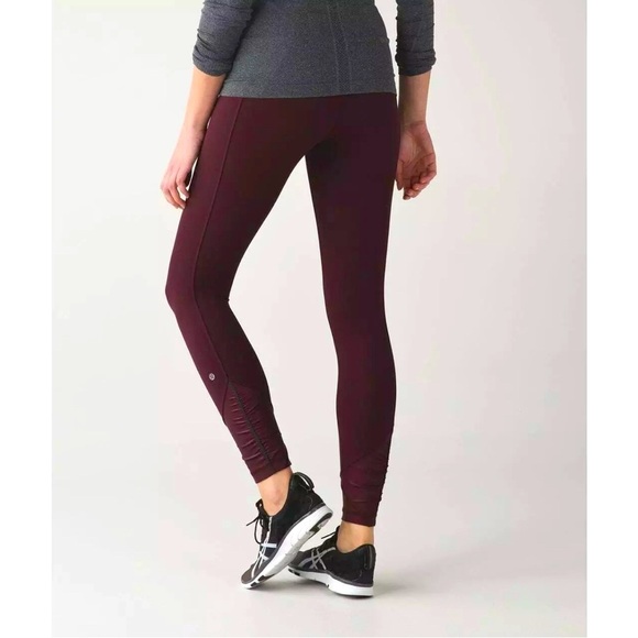 Lululemon Women's Size 10 Pace Queen Tight. - Picture 1 of 5